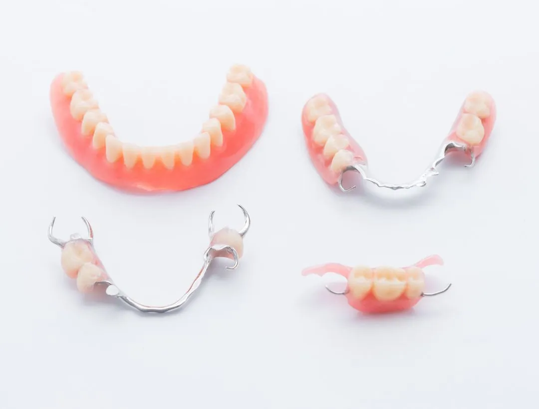 what are the benefits of overdentures vs. standard dentures?